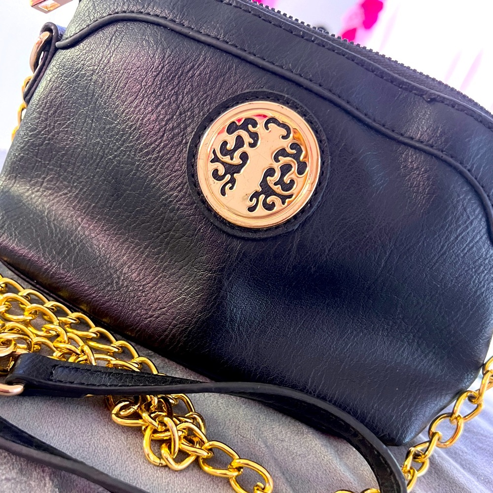 Crossbody bag.